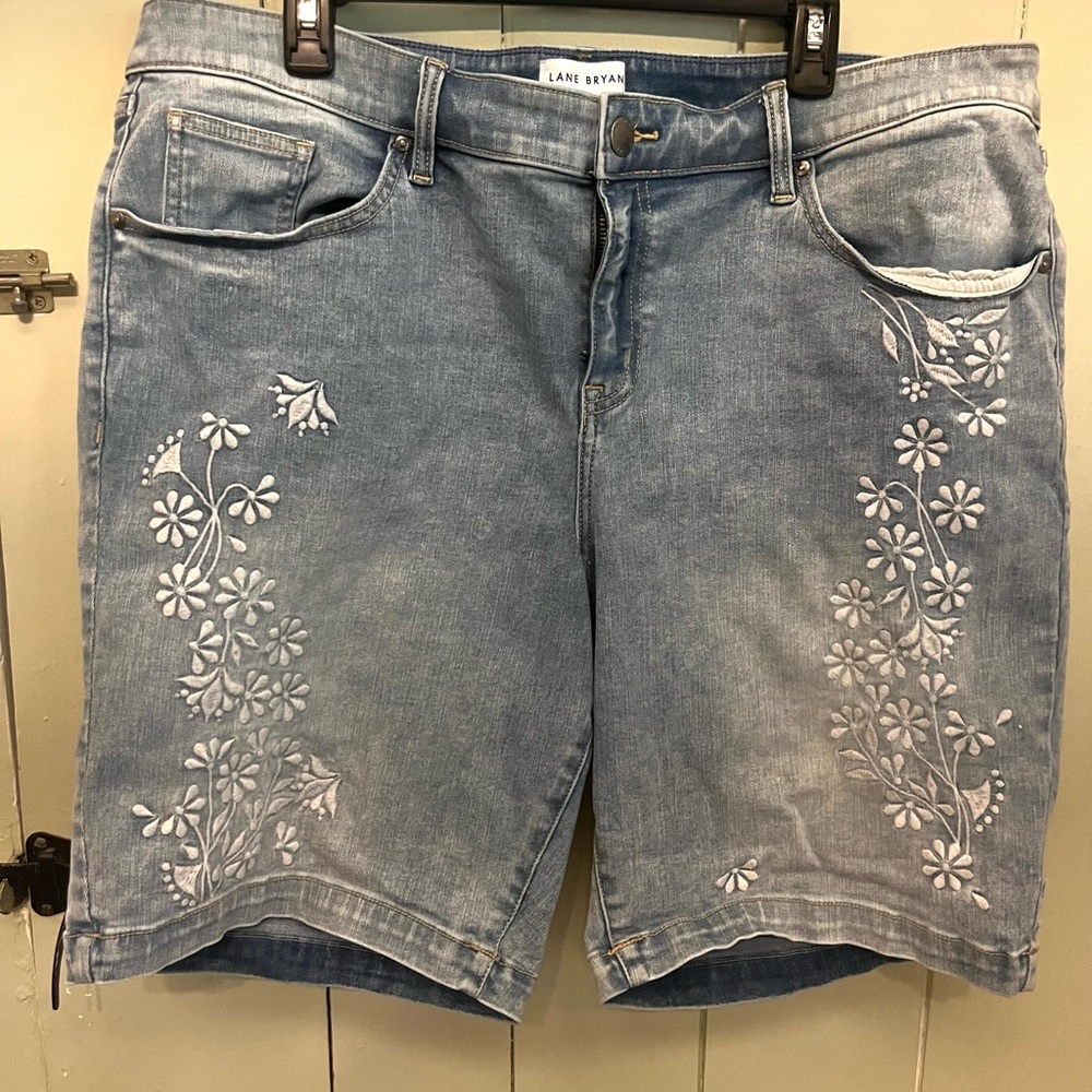 Lane Bryant Light Blue Floral Jean Shorts